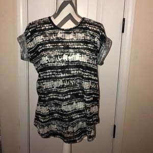 black and grey tee shirt